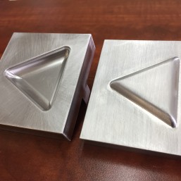METAL DIE
